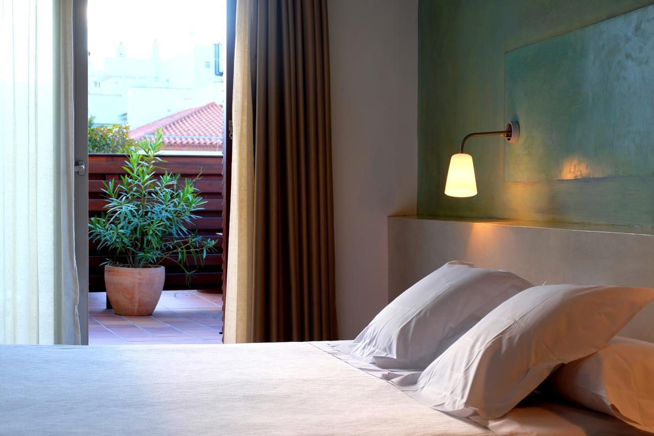 Hotel Carmen Roses Ngoại thất bức ảnh