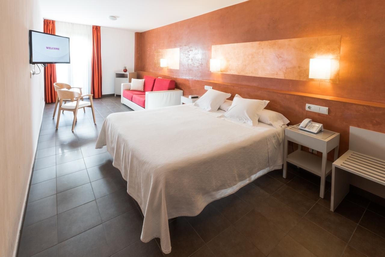 Hotel Carmen Roses Ngoại thất bức ảnh