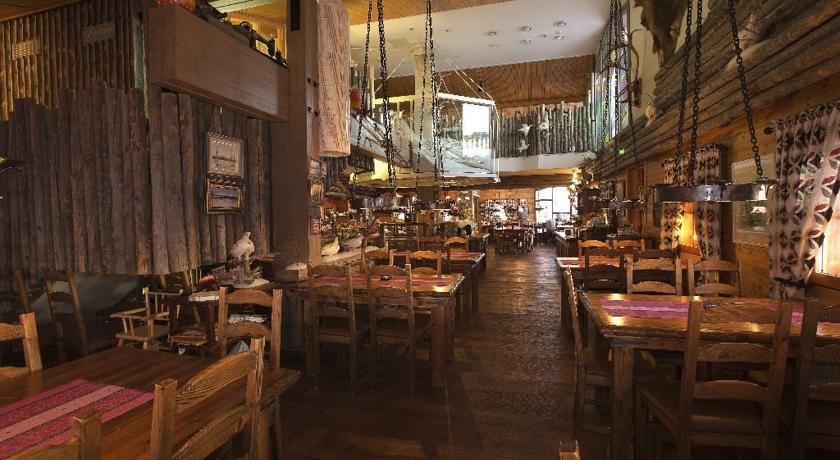 Hotel Carmen Roses Ngoại thất bức ảnh
